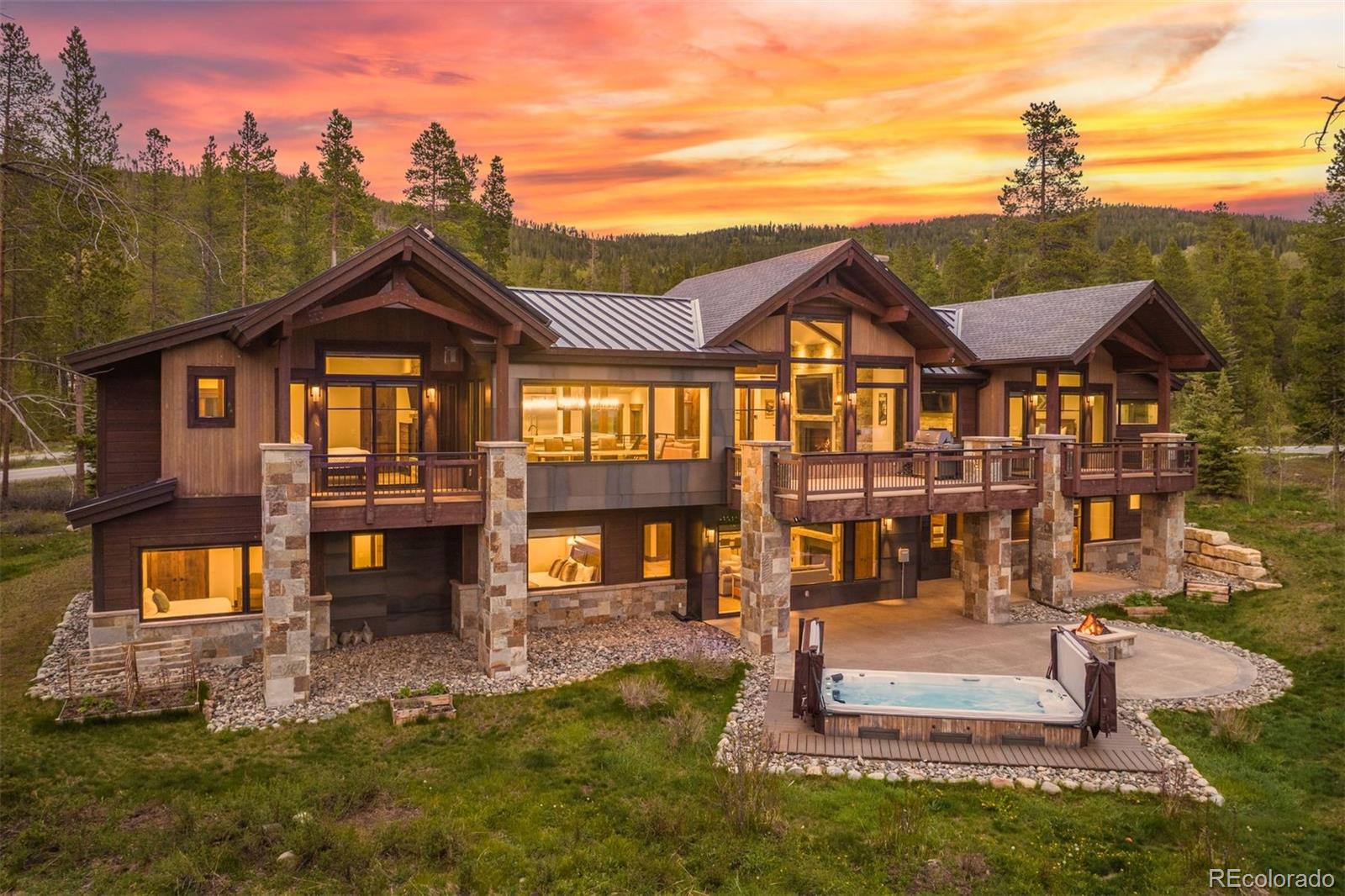 11 Dyer Trail