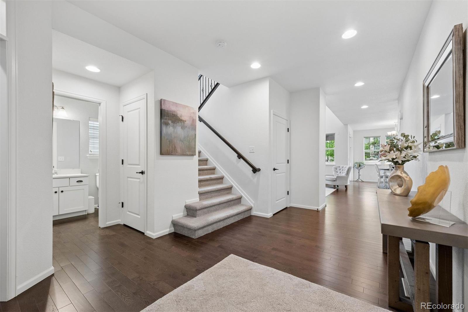 2118 S Teller Court