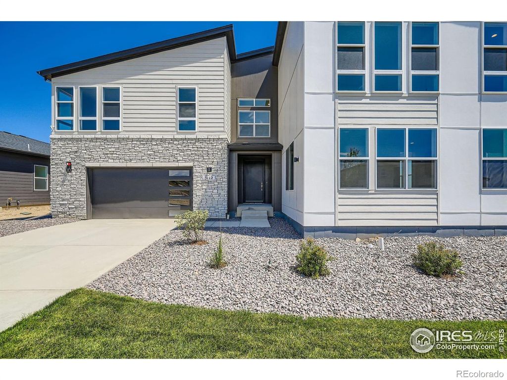Photo of 3112 Westcliff Drive, Loveland, CO 80538 (MLS # IR1030948)
