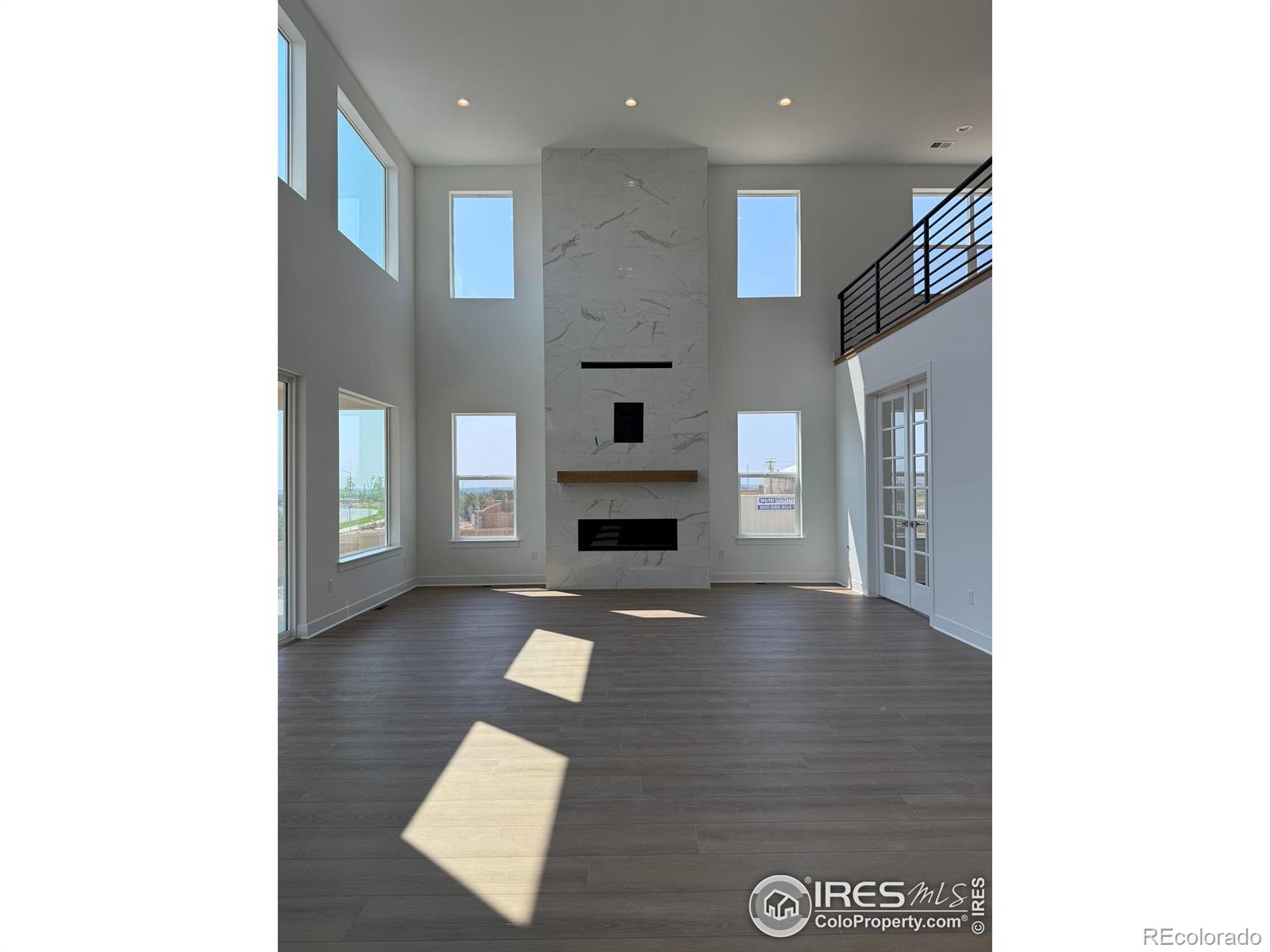 3112 Westcliff Drive
