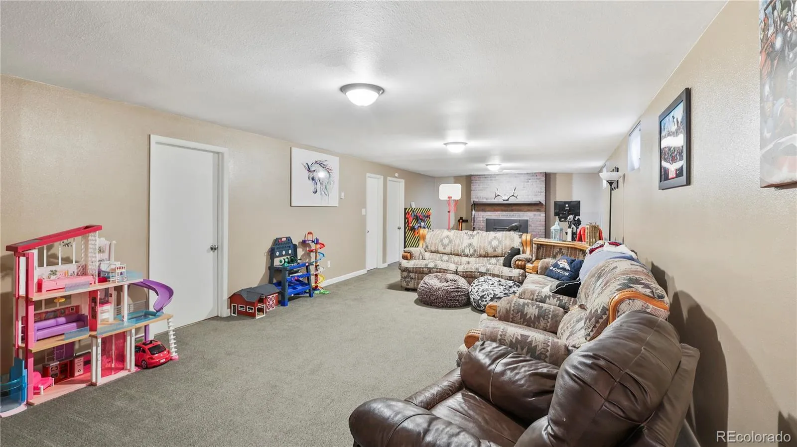 Fort Morgan, Colorado 80701, United States, 4 Bedrooms Bedrooms, ,2 BathroomsBathrooms,Residential,Pending,131444