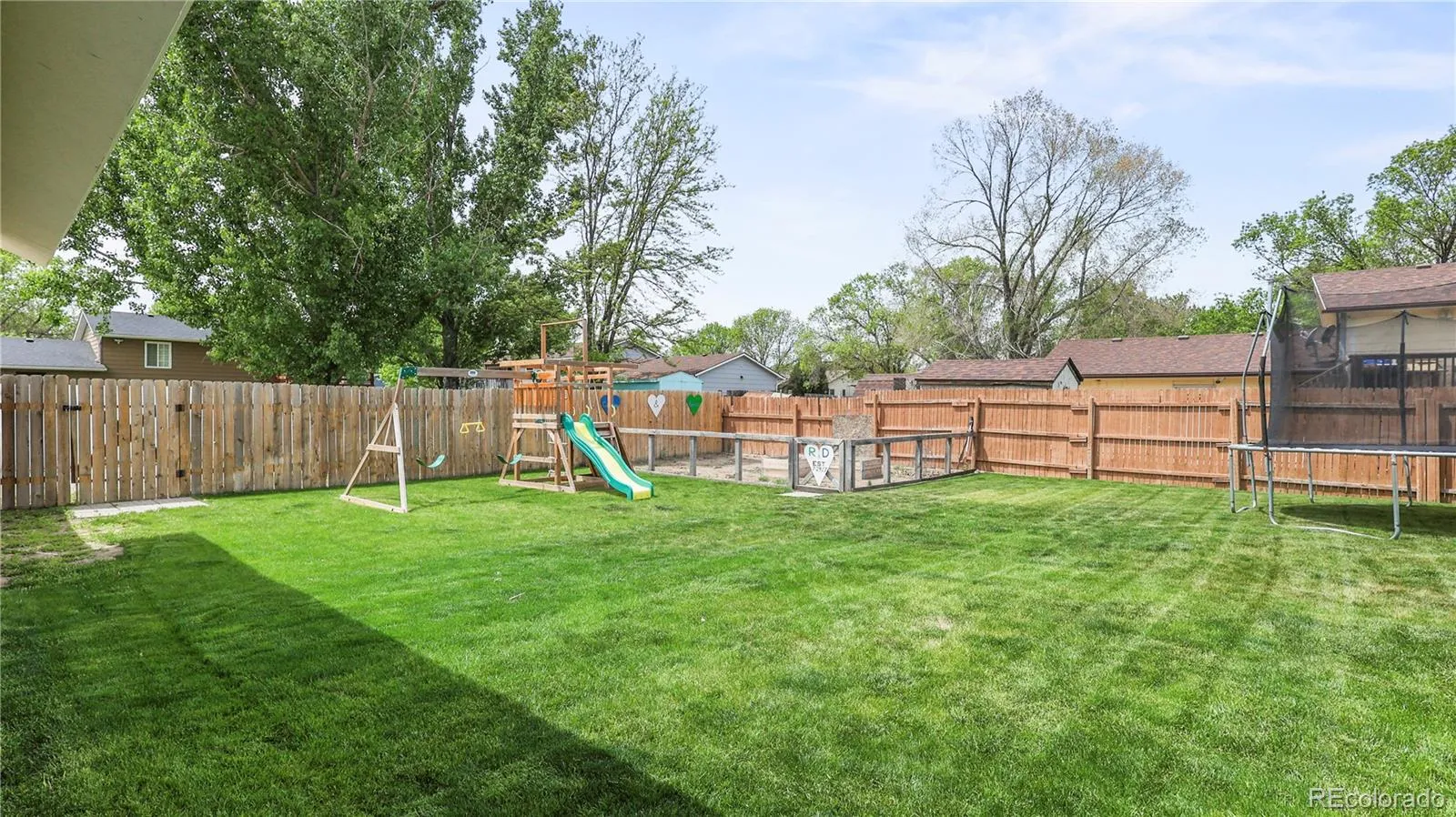 Fort Morgan, Colorado 80701, United States, 4 Bedrooms Bedrooms, ,2 BathroomsBathrooms,Residential,Pending,131444