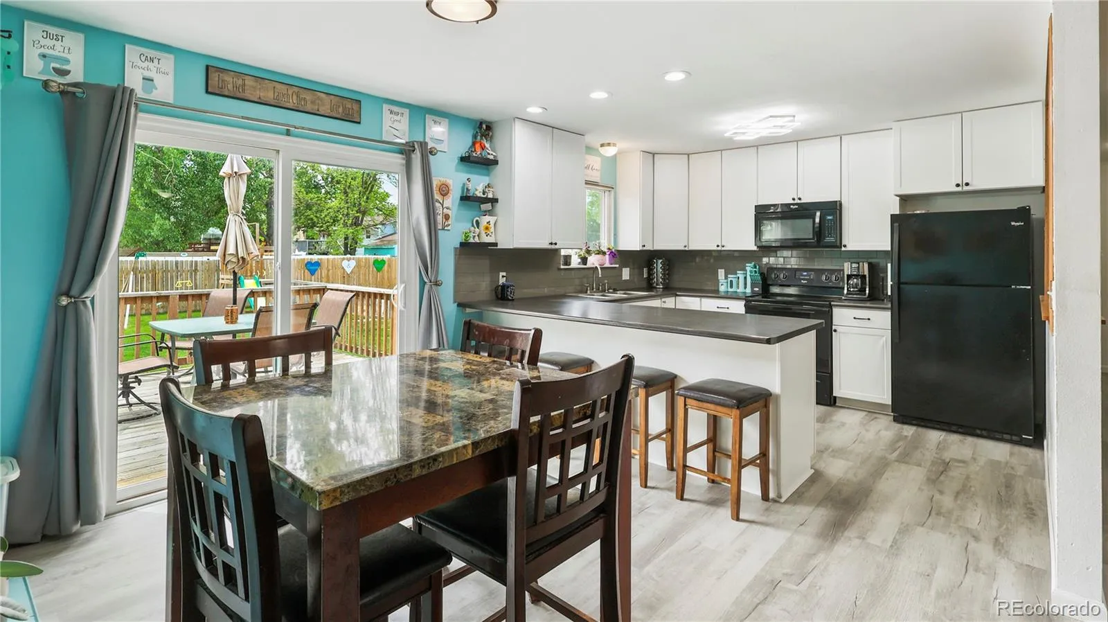 Fort Morgan, Colorado 80701, United States, 4 Bedrooms Bedrooms, ,2 BathroomsBathrooms,Residential,Pending,131444