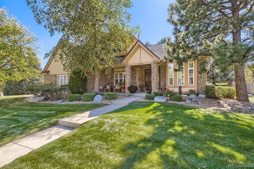 Photo of 12744 W Harvard Avenue, Lakewood, CO 80228 (MLS # 8935590)