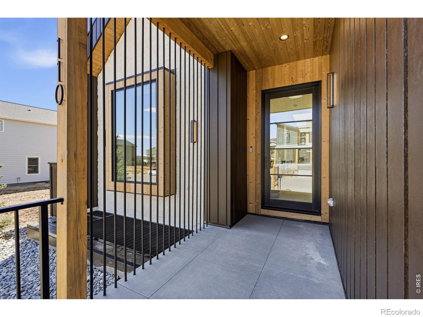 110 W William Street