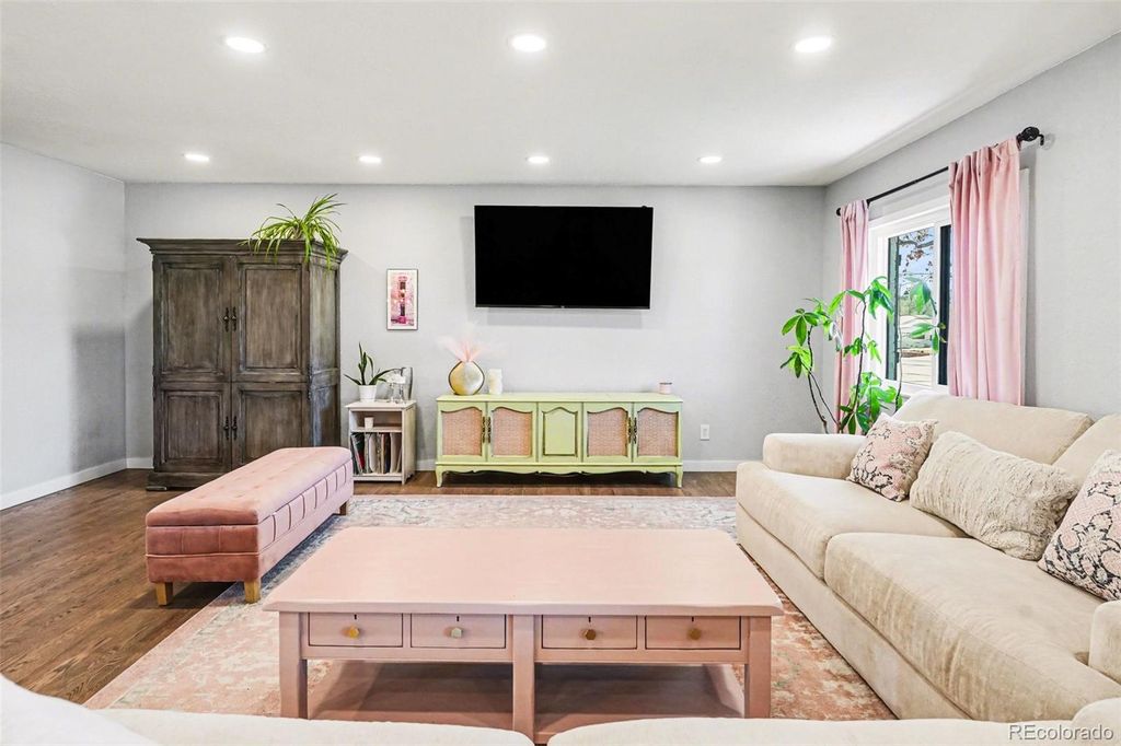 Photo of 888 S Swadley Street, Lakewood, CO 80228 (MLS # 6108484)