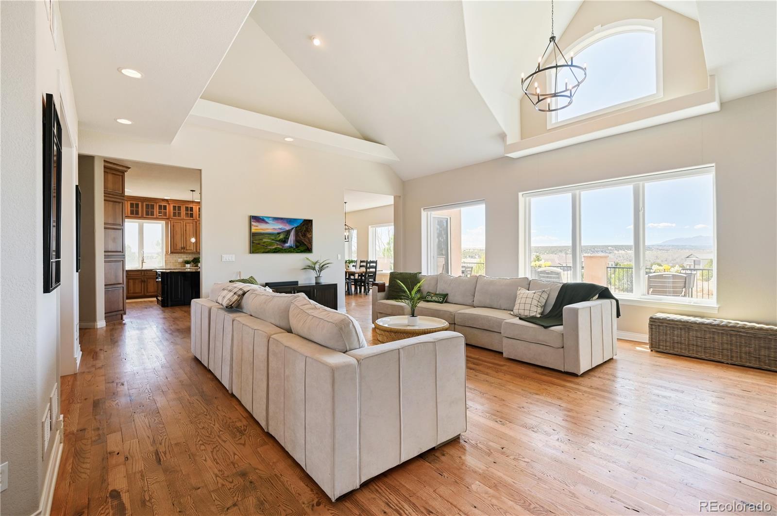 5672 St Charles River Drive