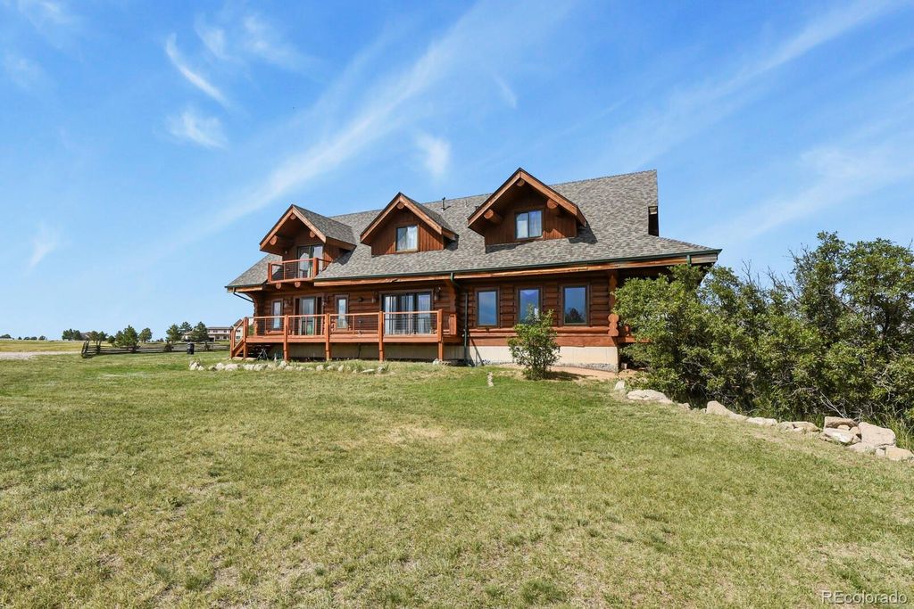 Photo of 1180 Castle Pointe Drive, Castle Rock, CO 80104 (MLS # 3188424)