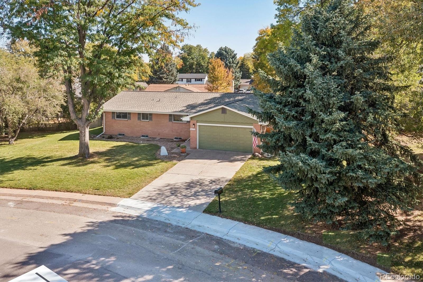 6633 S Newland Circle