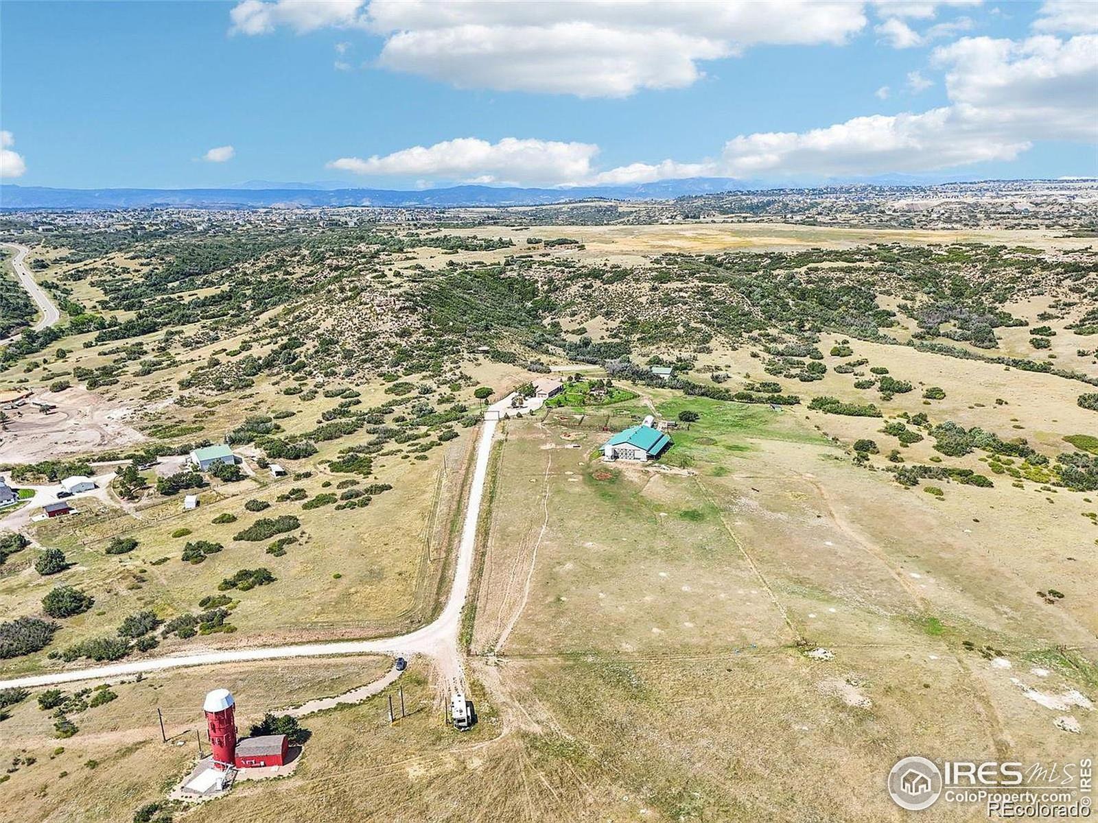 5285 E Highway 86