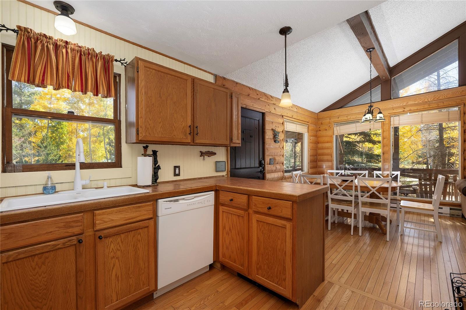 711 County Road 4980