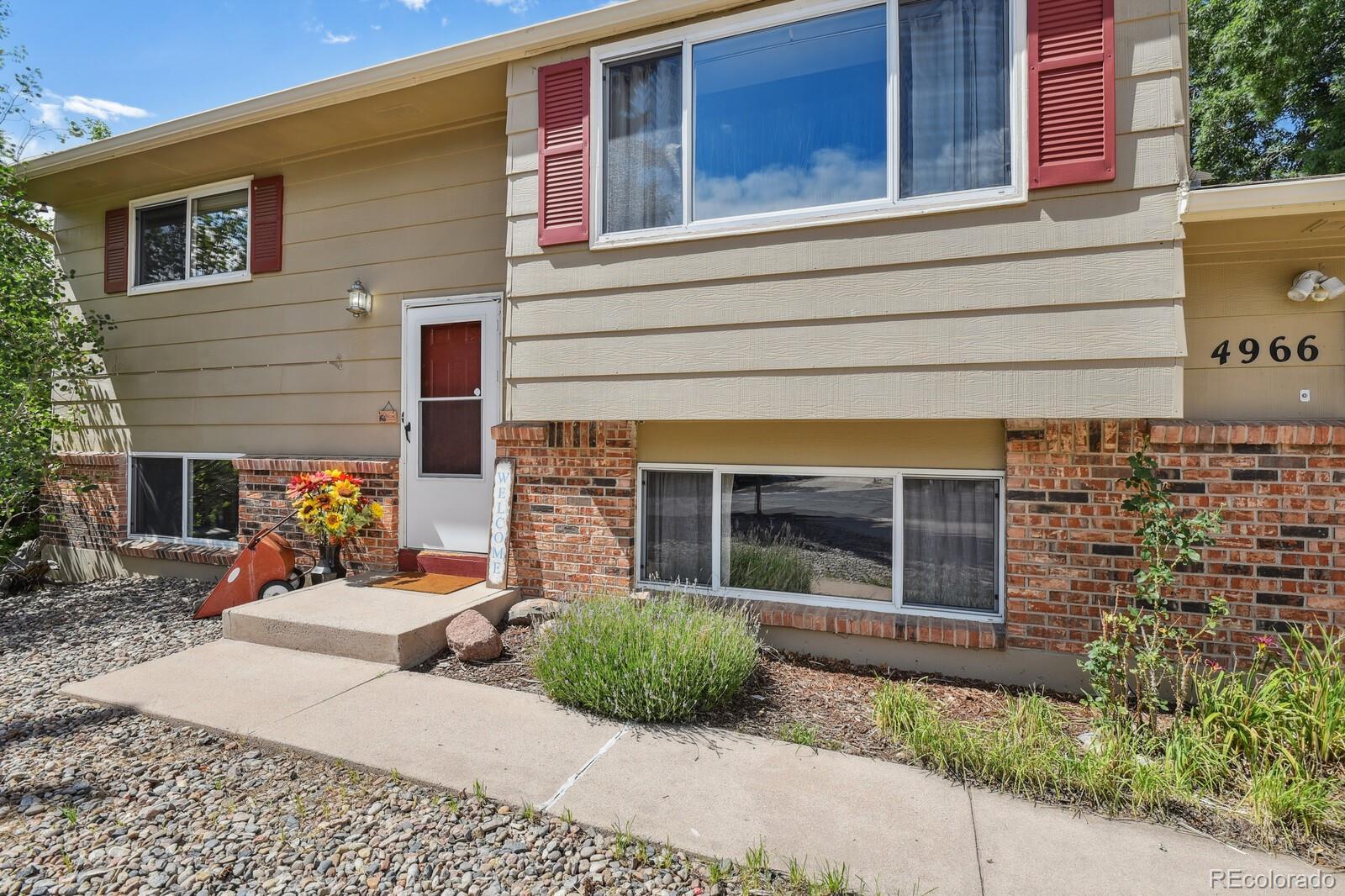 4966 Artistic Place