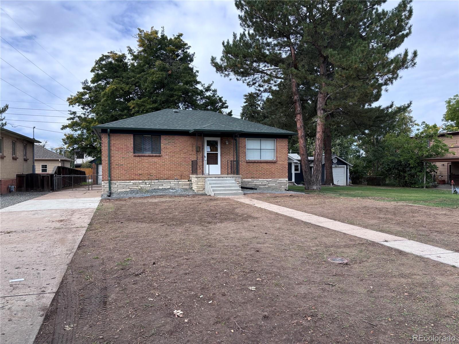 1875 S Clayton Street