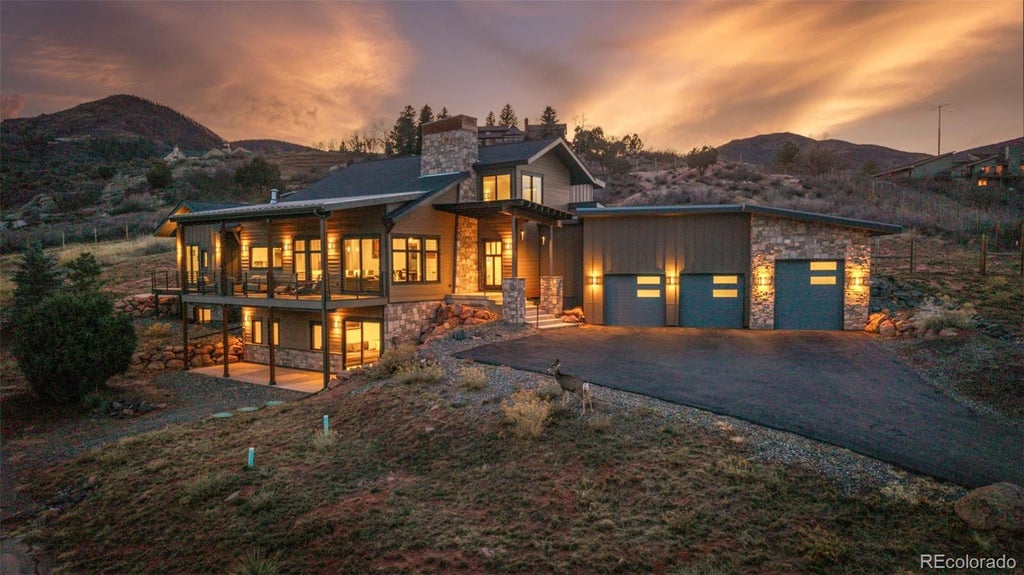 Photo of 12947 Lazy Dog Lane, Littleton, CO 80127 (MLS # 8214566)