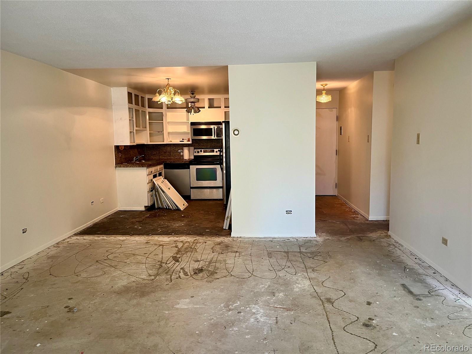 9625 E Center Avenue 10C