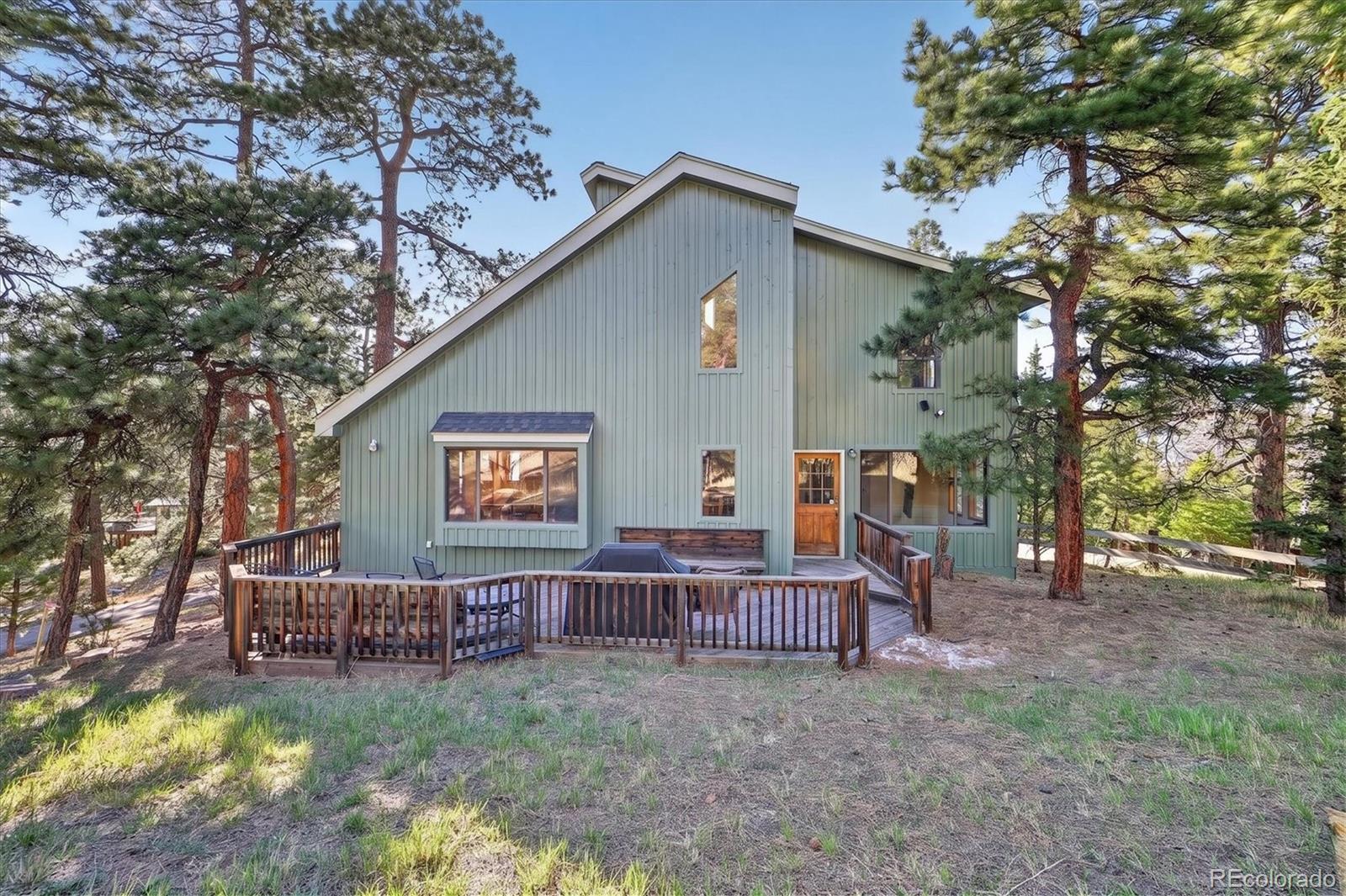 24999 Grandview Avenue