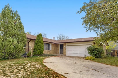 4606 E Peakview Avenue Centennial CO 80121