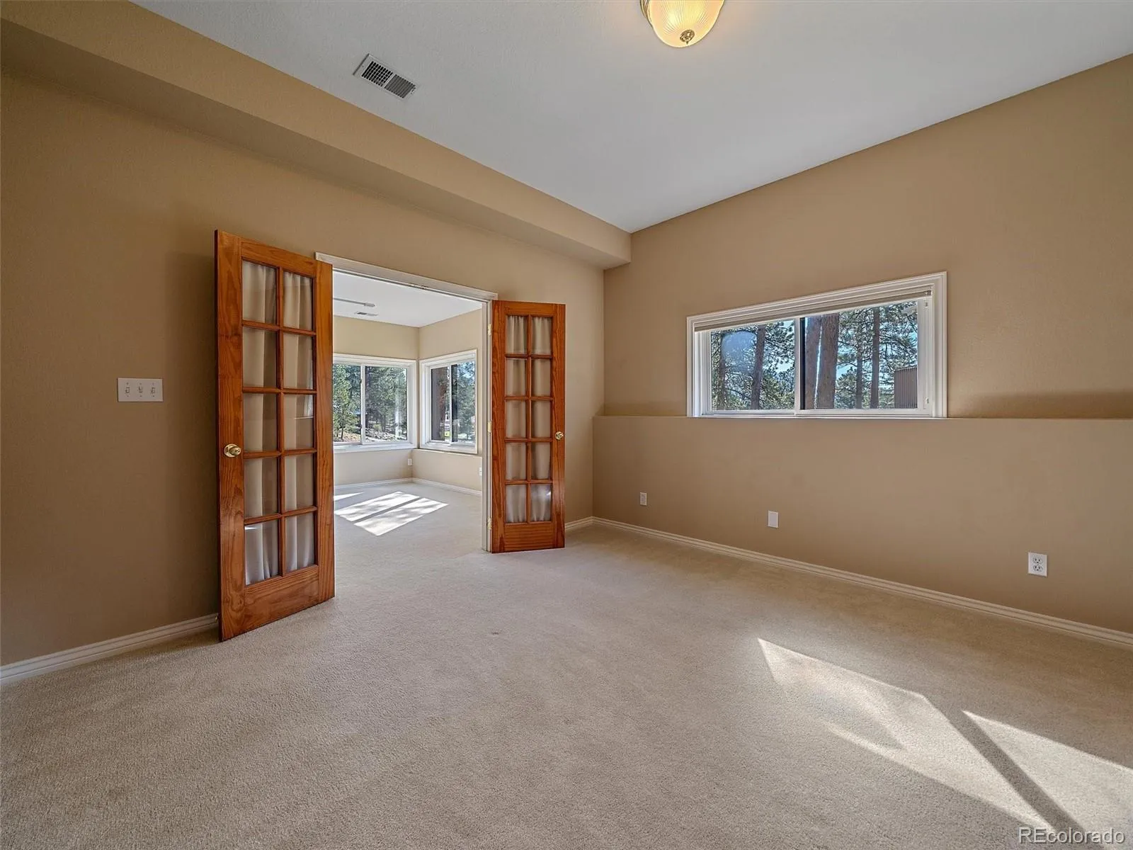 Evergreen, Colorado 80439, United States, 5 Bedrooms Bedrooms, ,4 BathroomsBathrooms,Residential,Active,126715