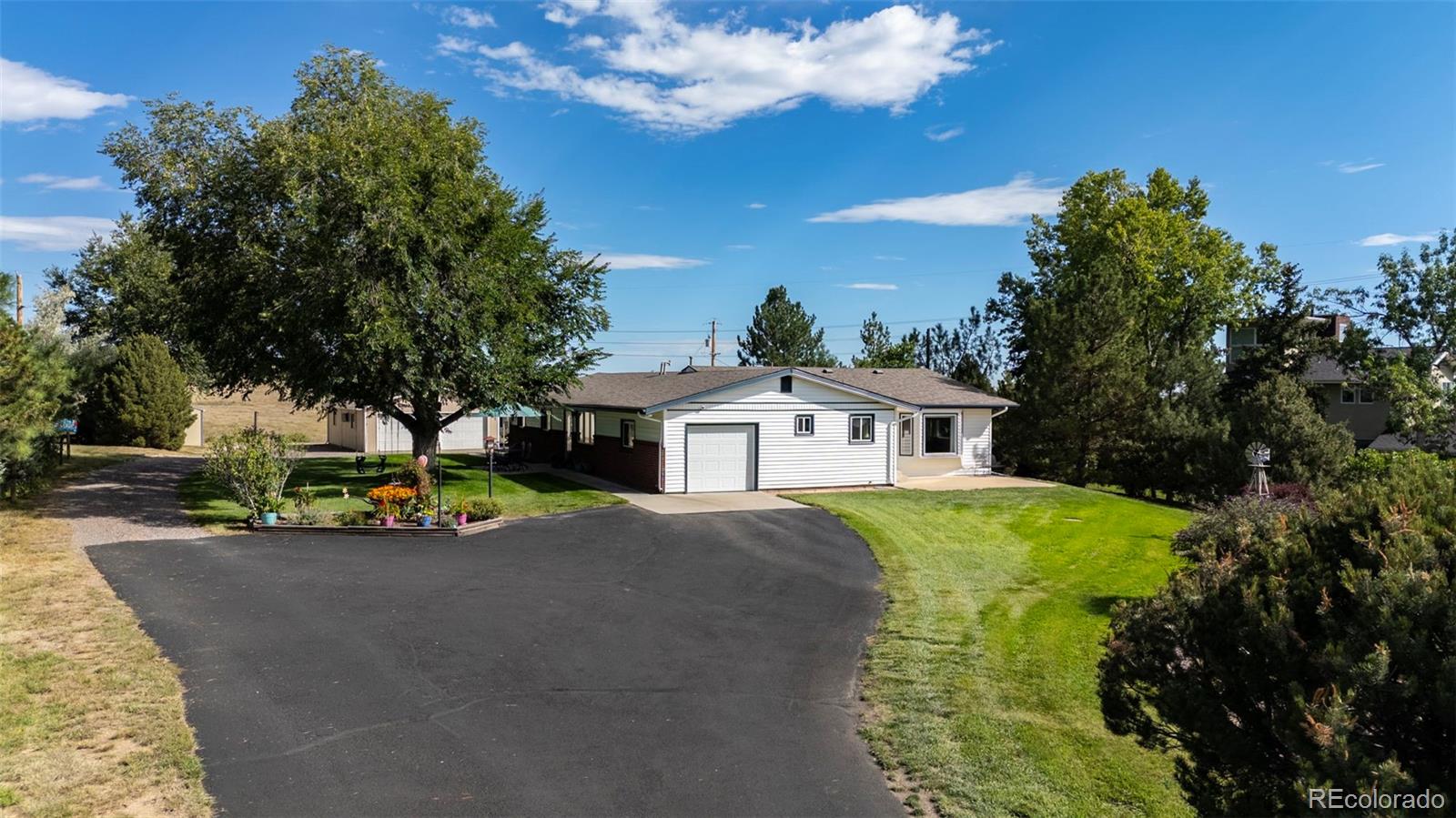 6833 Fairview Drive