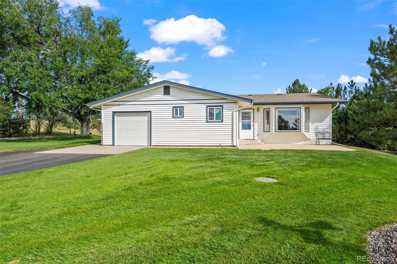 6833 Fairview Drive