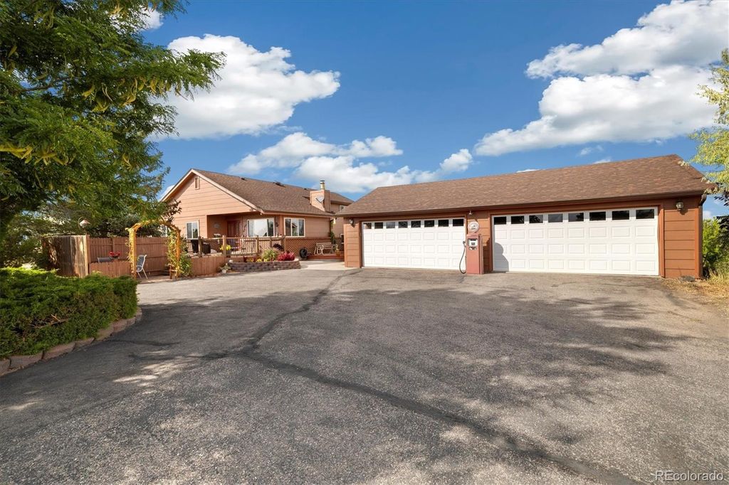 Photo of 7390 S Liverpool Street, Centennial, CO 80016 (MLS # 5869820)