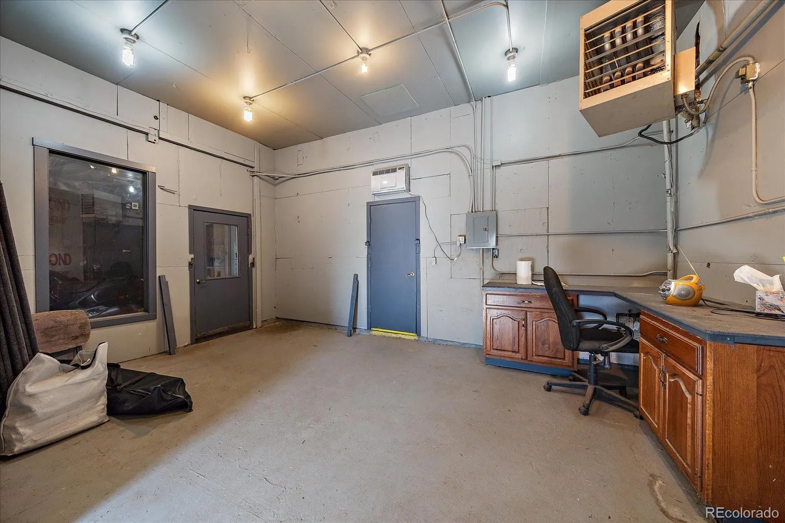 Denver, Colorado 80216, United States, ,Commercial,Active,59074