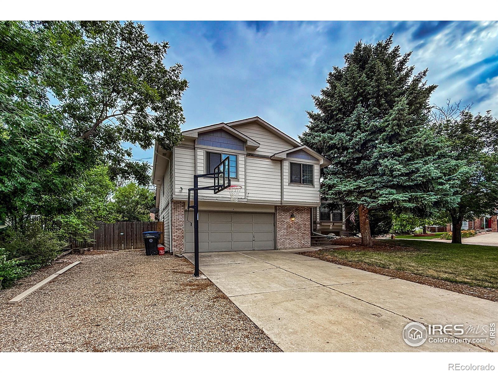 2888 Humboldt Circle