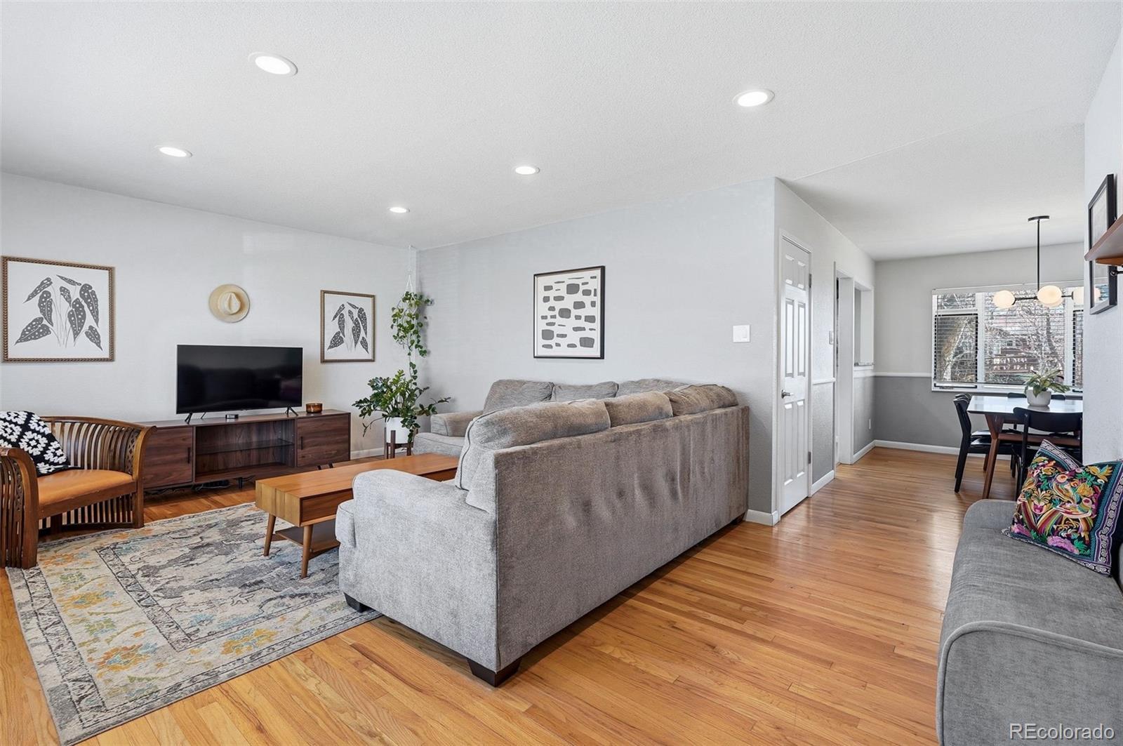 2702 S Stuart Street