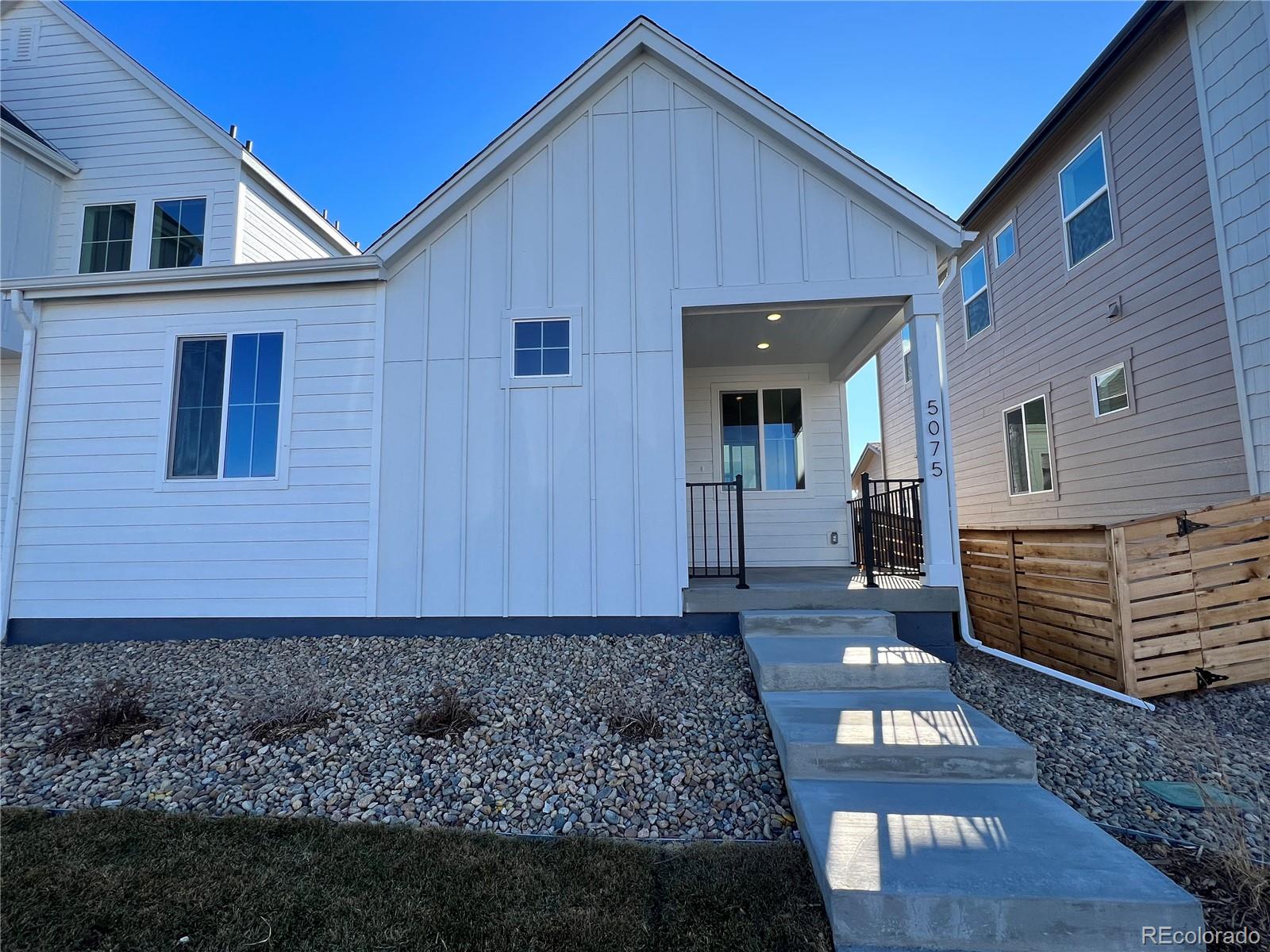 5075 McKinnon Court
