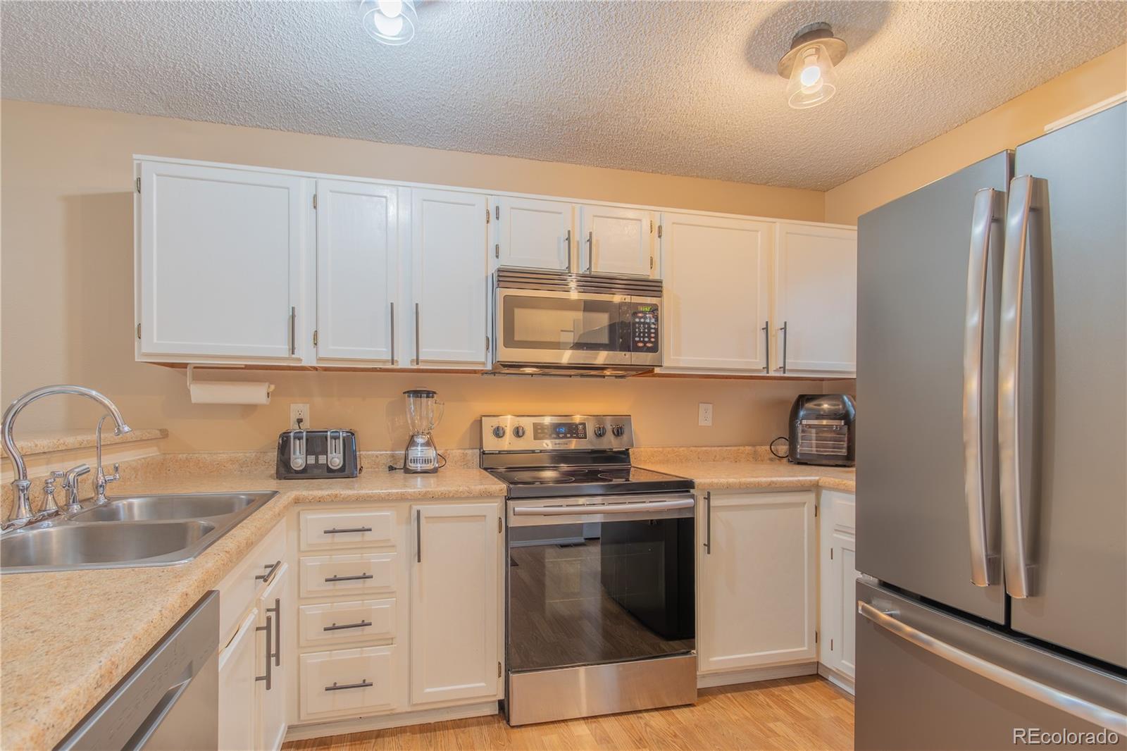 3536 S Depew Street 6