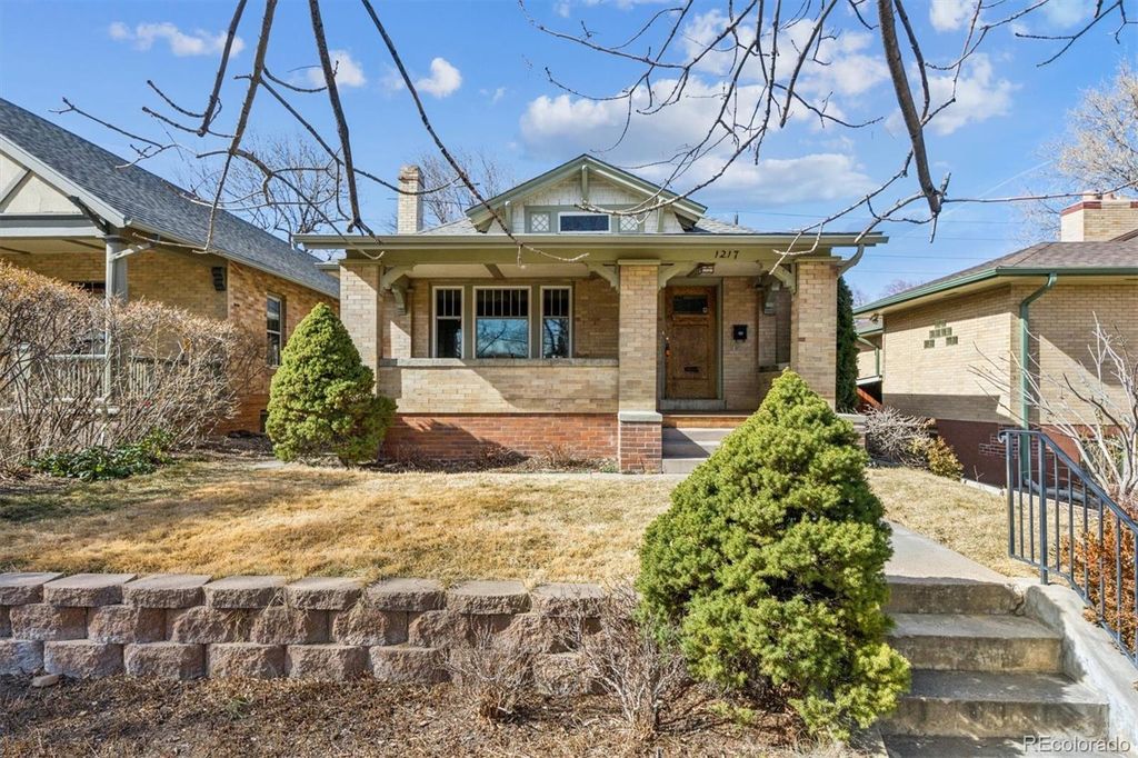 Photo of 1217 Monroe Street, Denver, CO 80206 (MLS # 7132323)