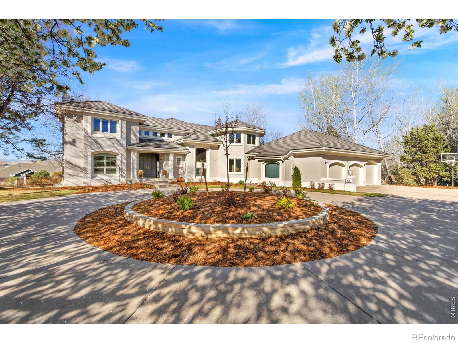 601 Castle Ridge Court