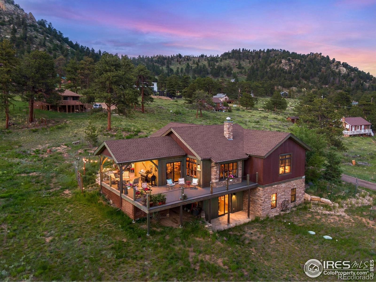 2055 Siskin Drive