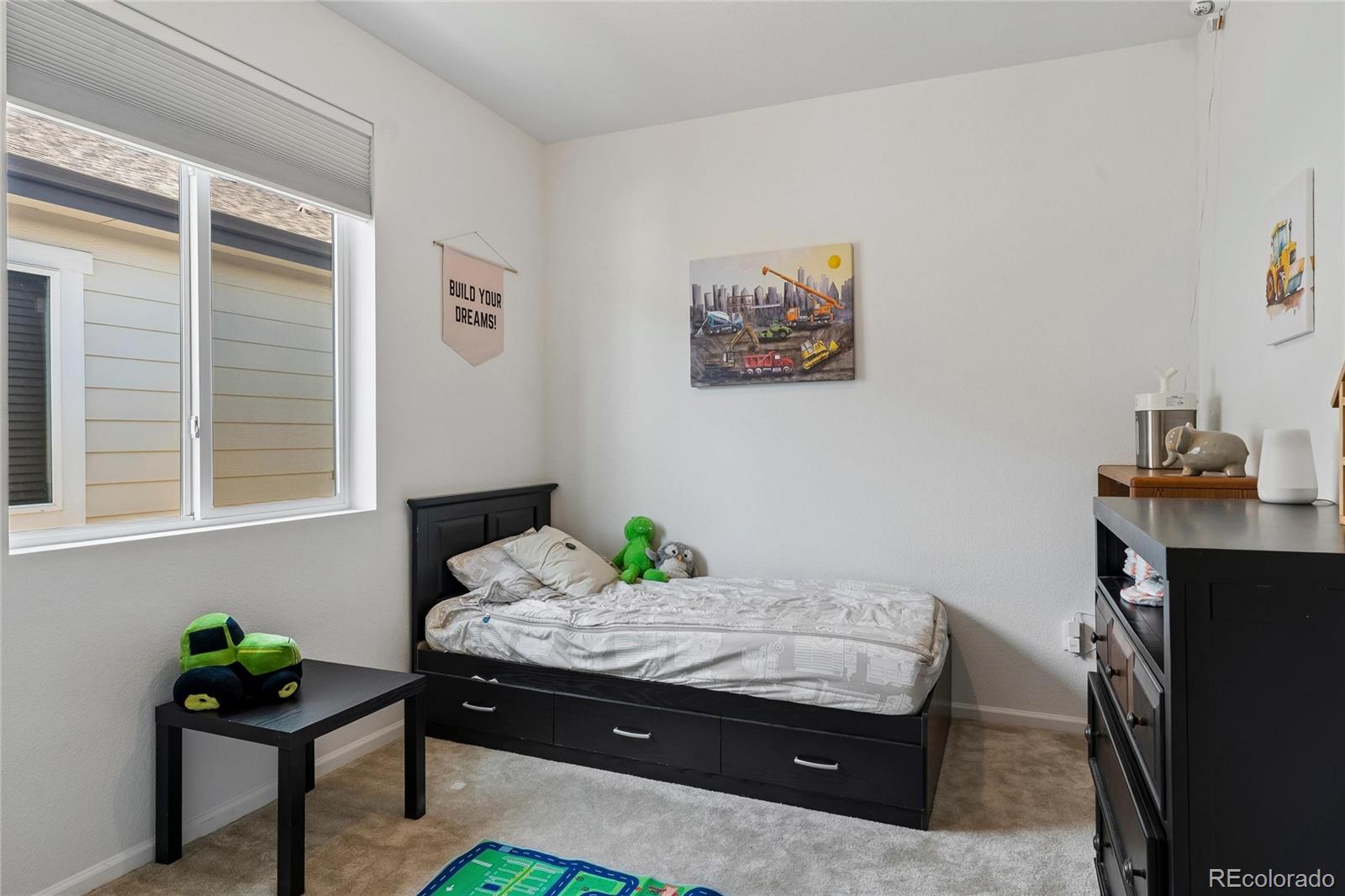 284 Vista Cliff Circle