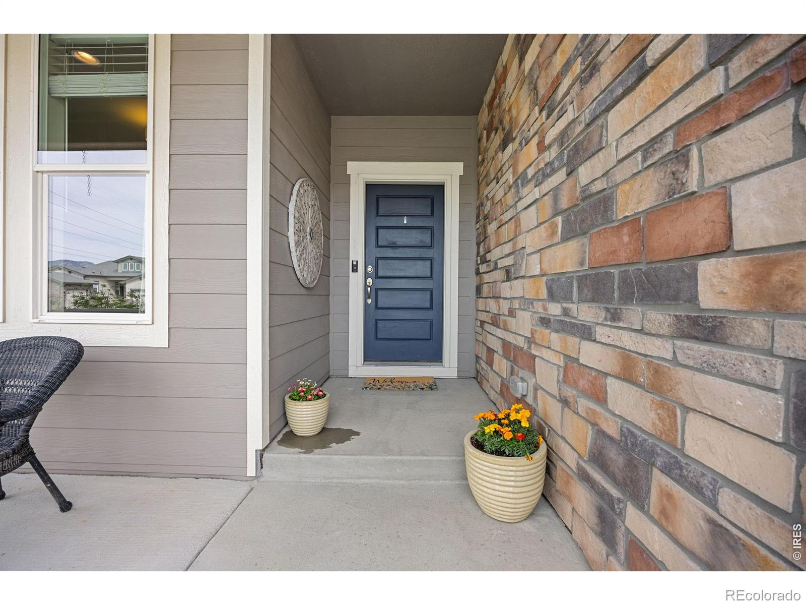 8814 El Diente Street