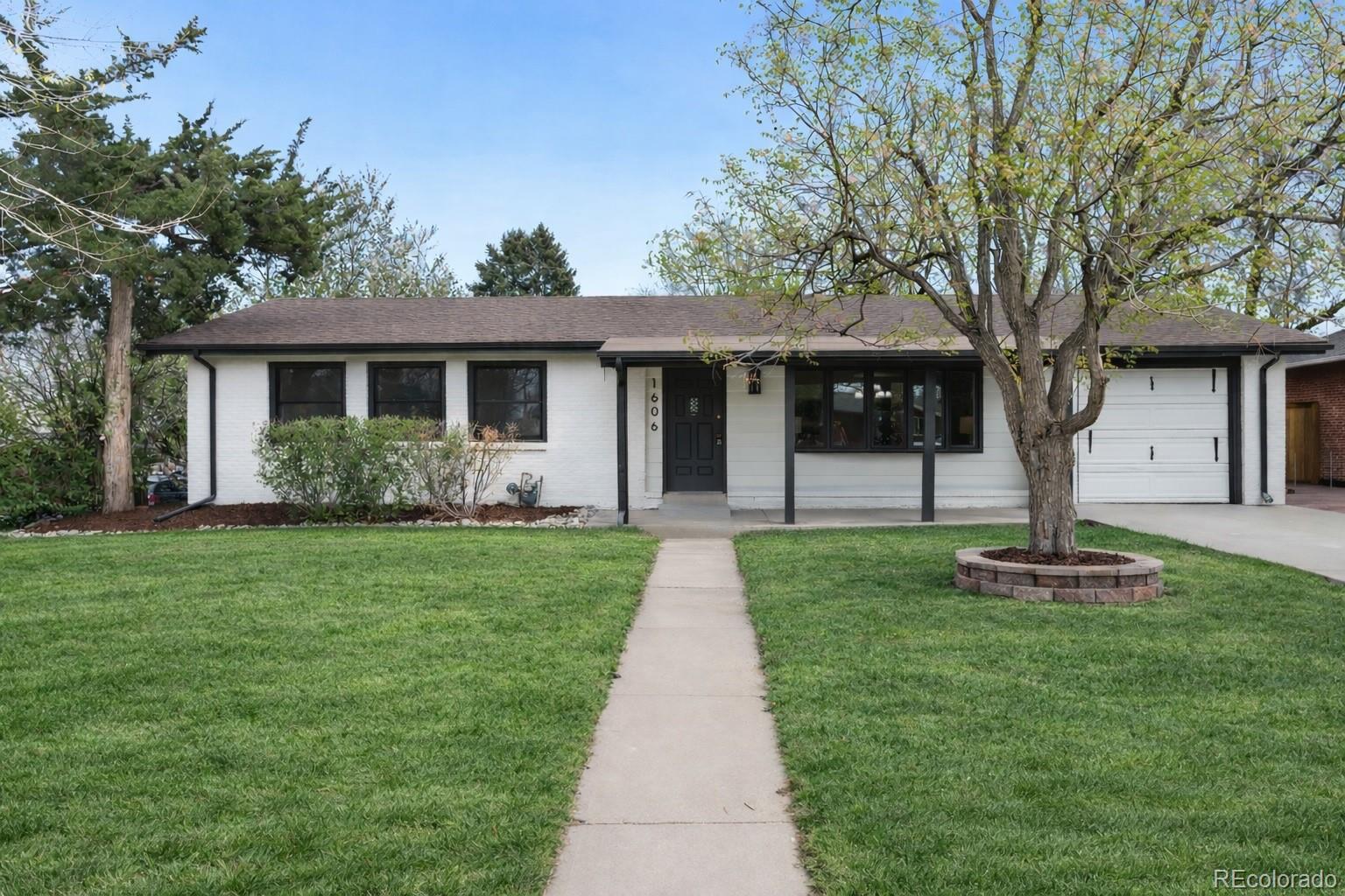 1606 S Fairfax Street