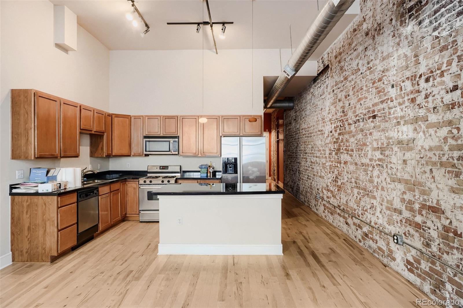 2441 N Broadway 101