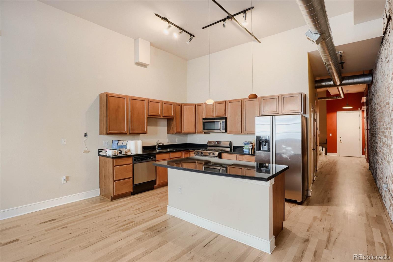 2441 N Broadway 101