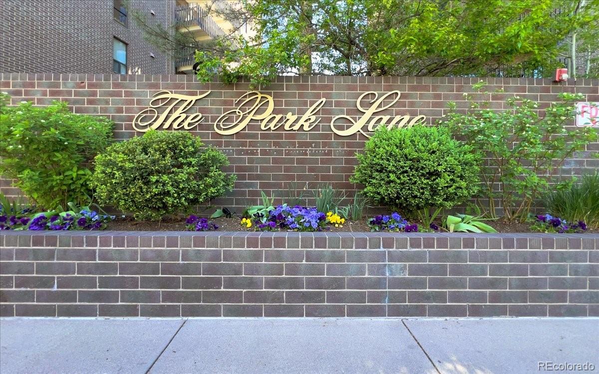 480 S Marion Parkway 1202