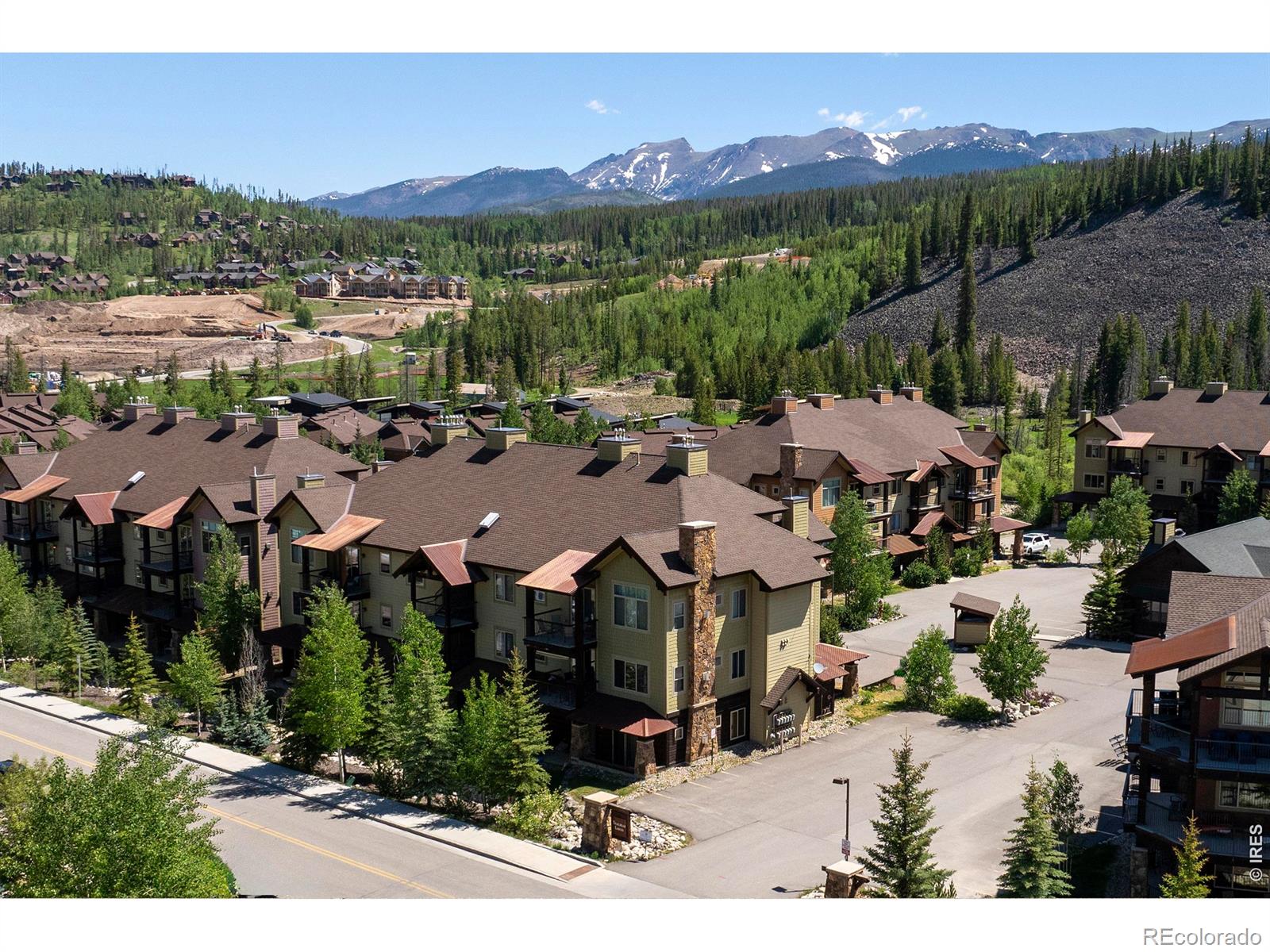 801 Trailhead Circle 823