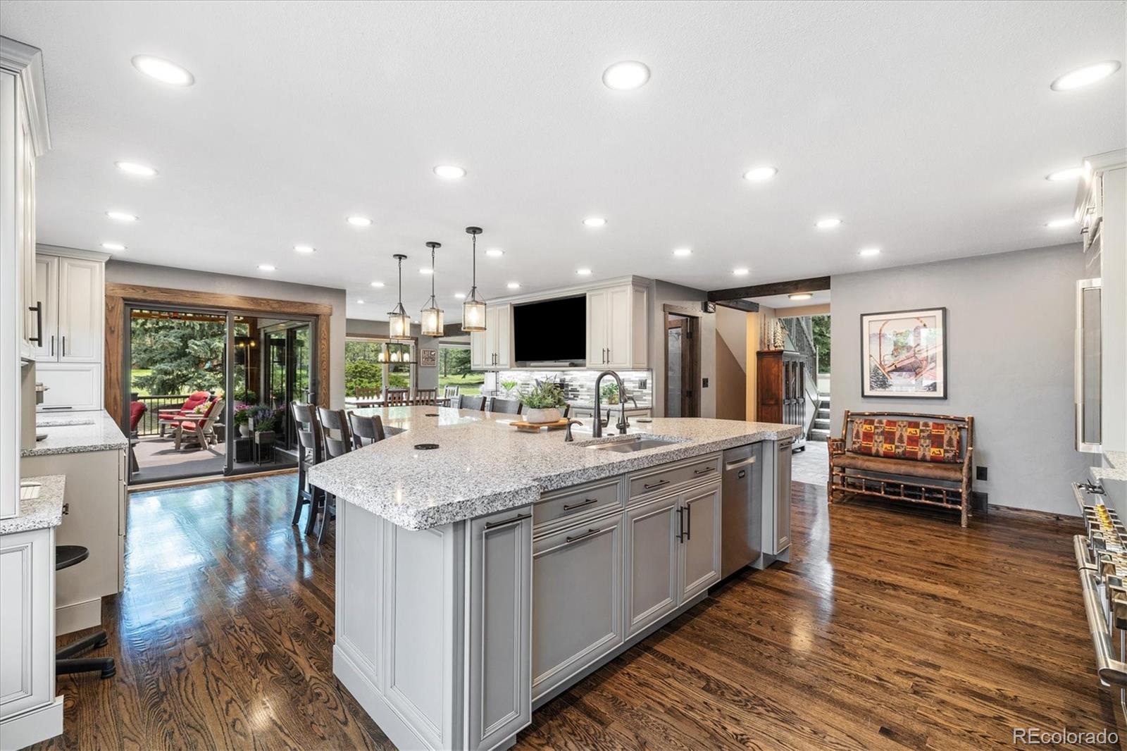 2140 Torrey Pine Drive