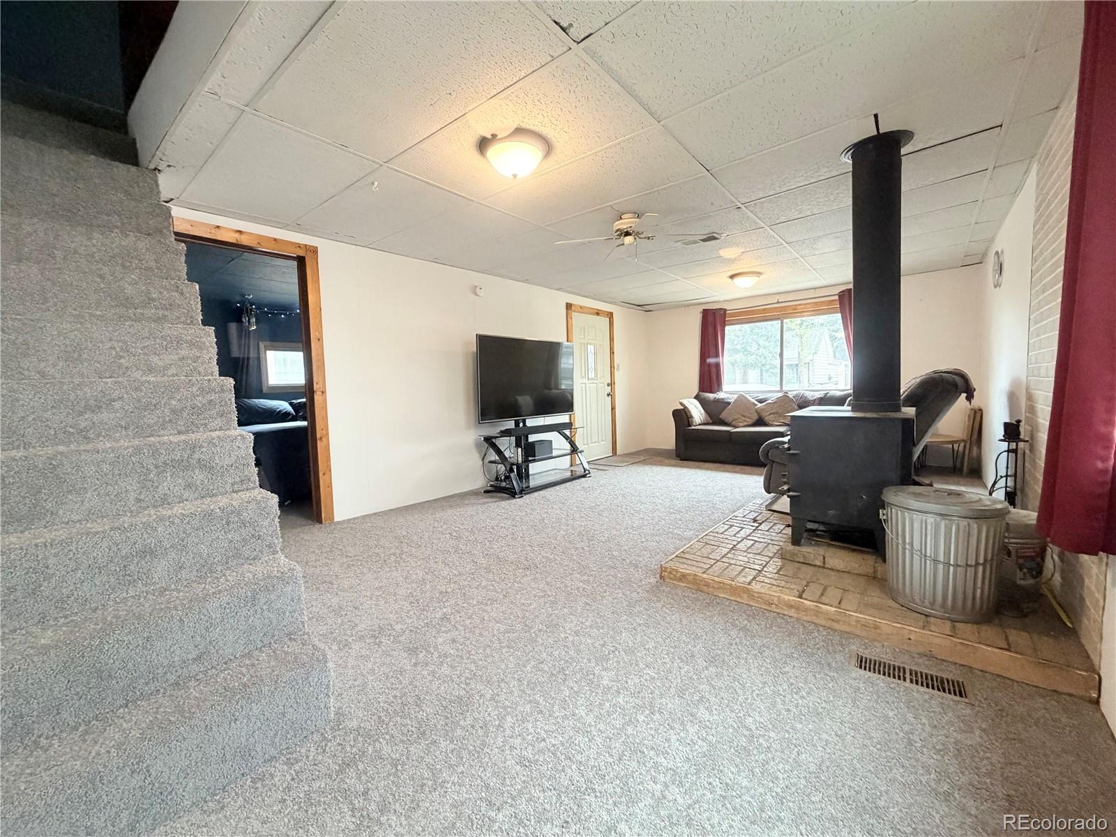413 W 3rd Street
