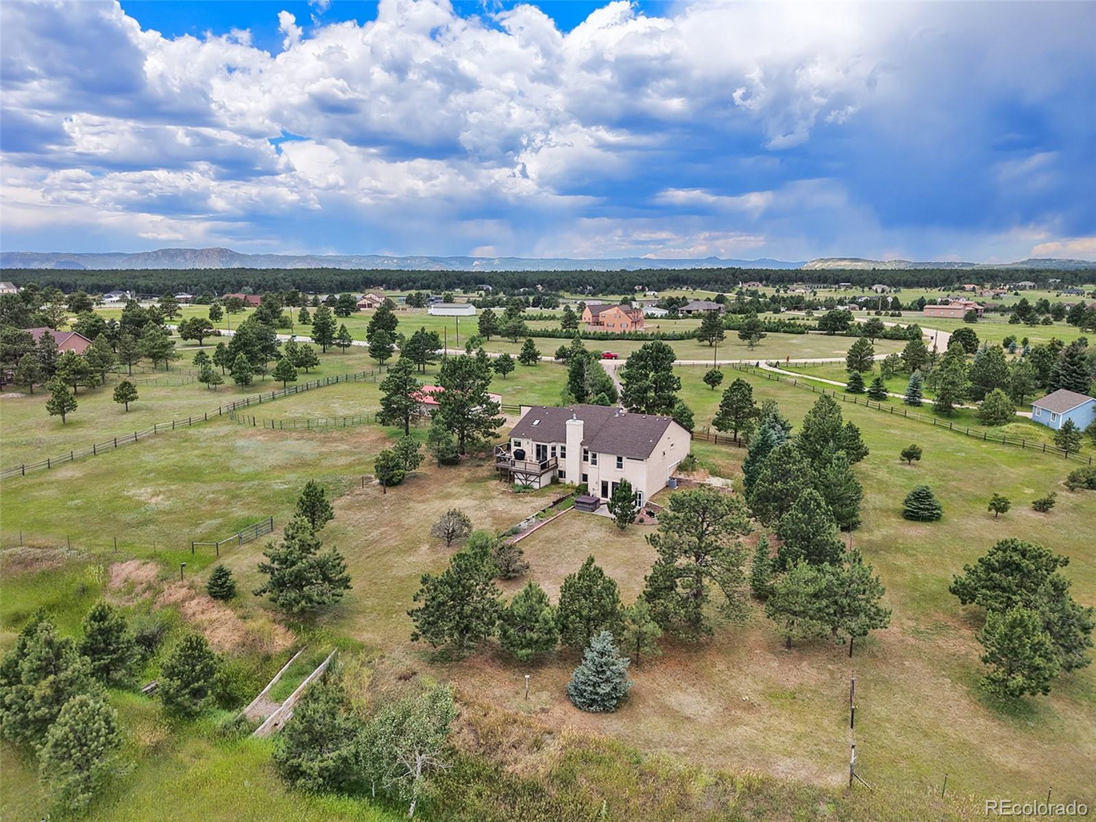 2585 Mohawk Way