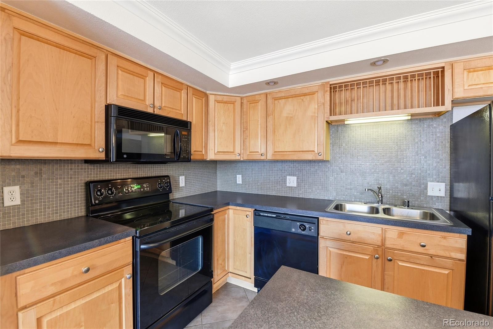 601 W 11th Avenue 504