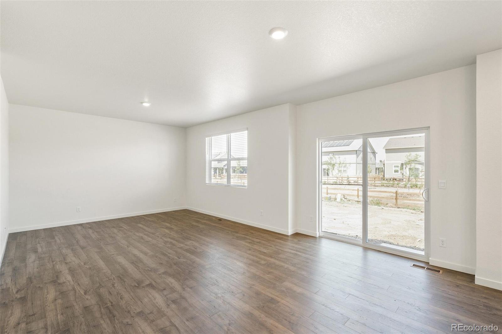 982 Tallus Street, Lochbuie, CO, 80603 4 982 Tallus Street