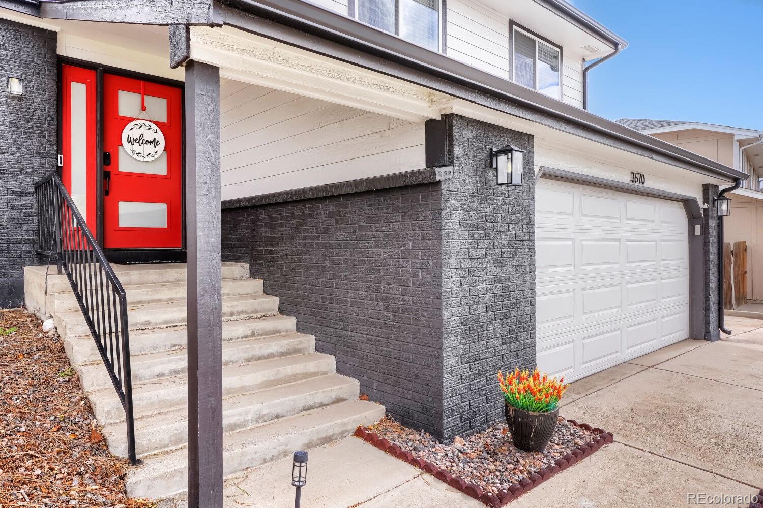 3670 S Zeno Way
