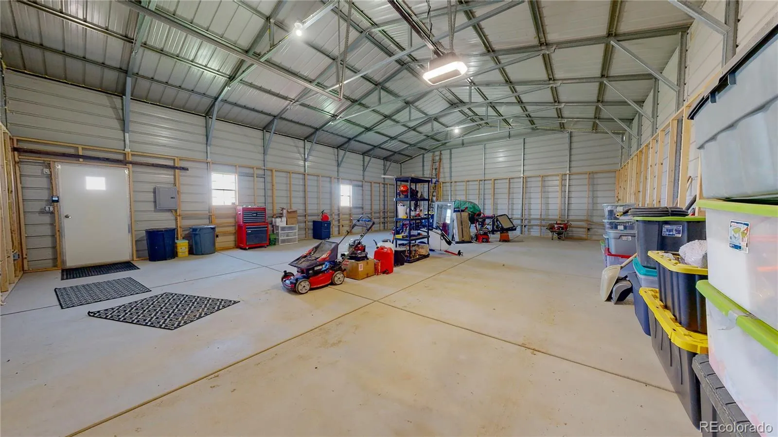 Strasburg, Colorado 80136, United States, 3 Bedrooms Bedrooms, ,2 BathroomsBathrooms,Residential,Pending,828