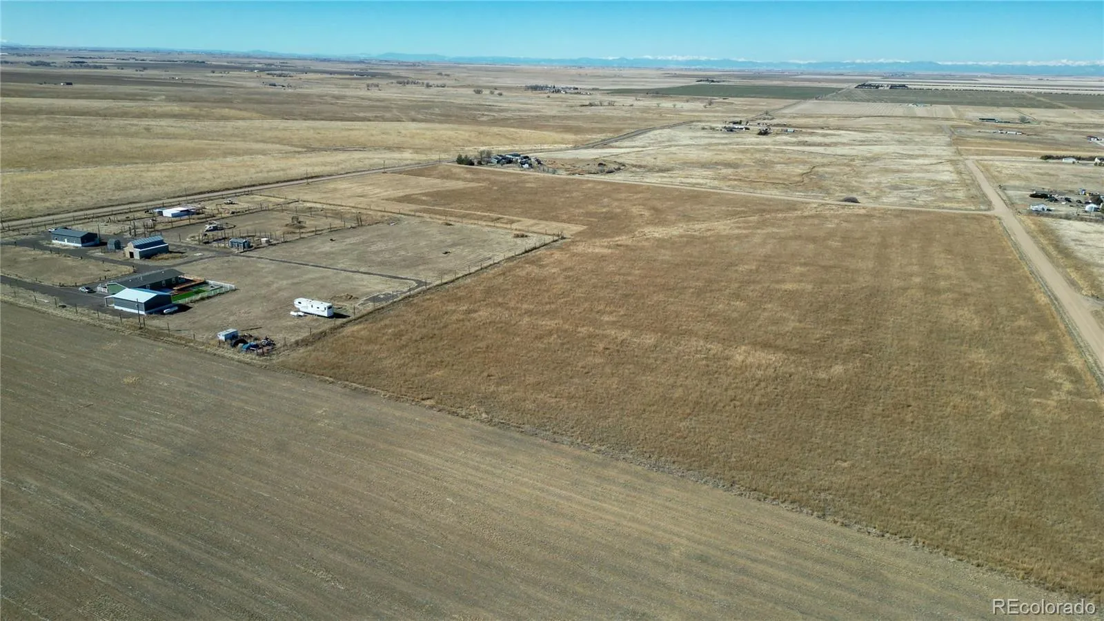 Strasburg, Colorado 80136, United States, 3 Bedrooms Bedrooms, ,2 BathroomsBathrooms,Residential,Pending,828