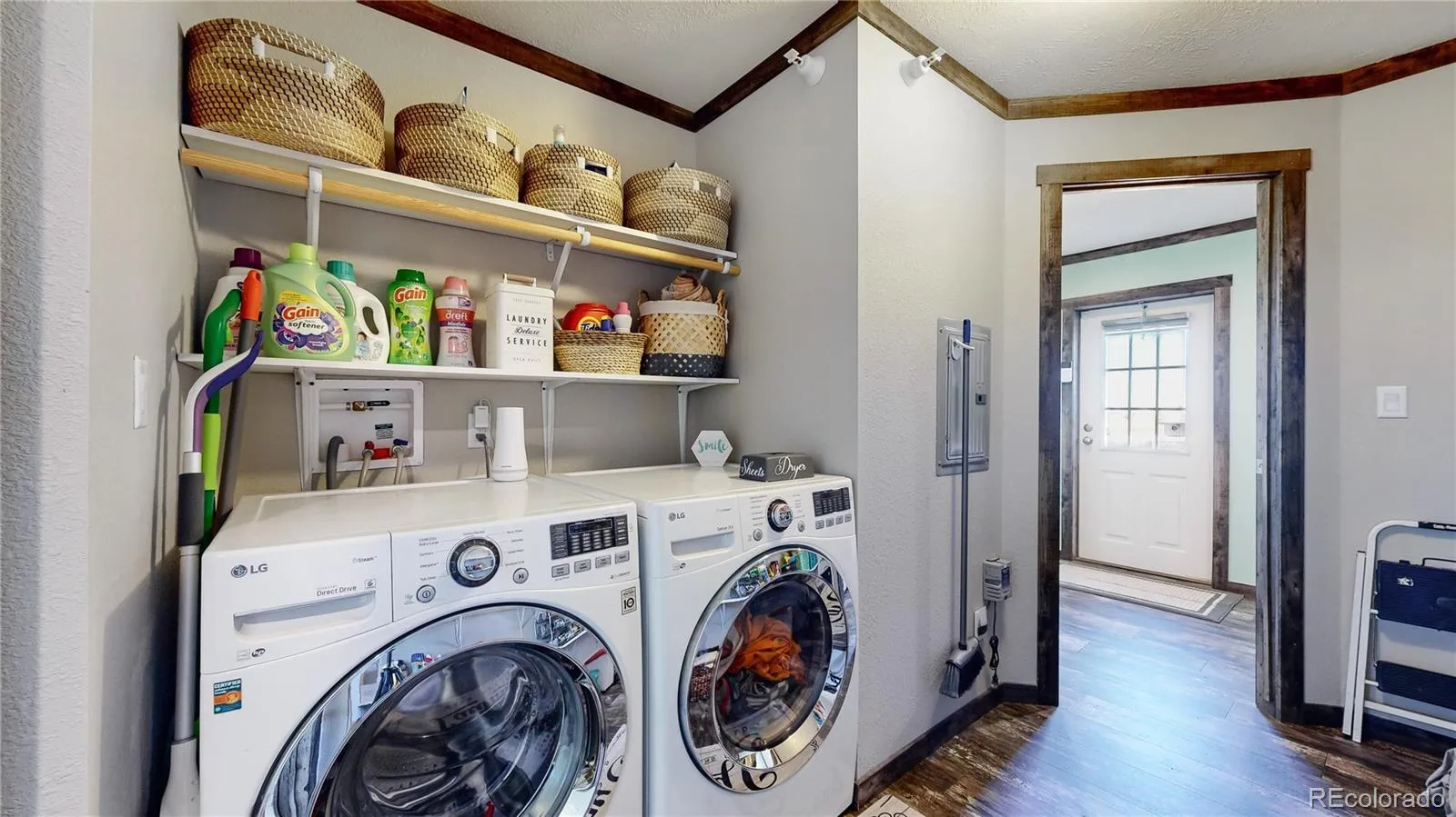 Strasburg, Colorado 80136, United States, 3 Bedrooms Bedrooms, ,2 BathroomsBathrooms,Residential,Pending,828