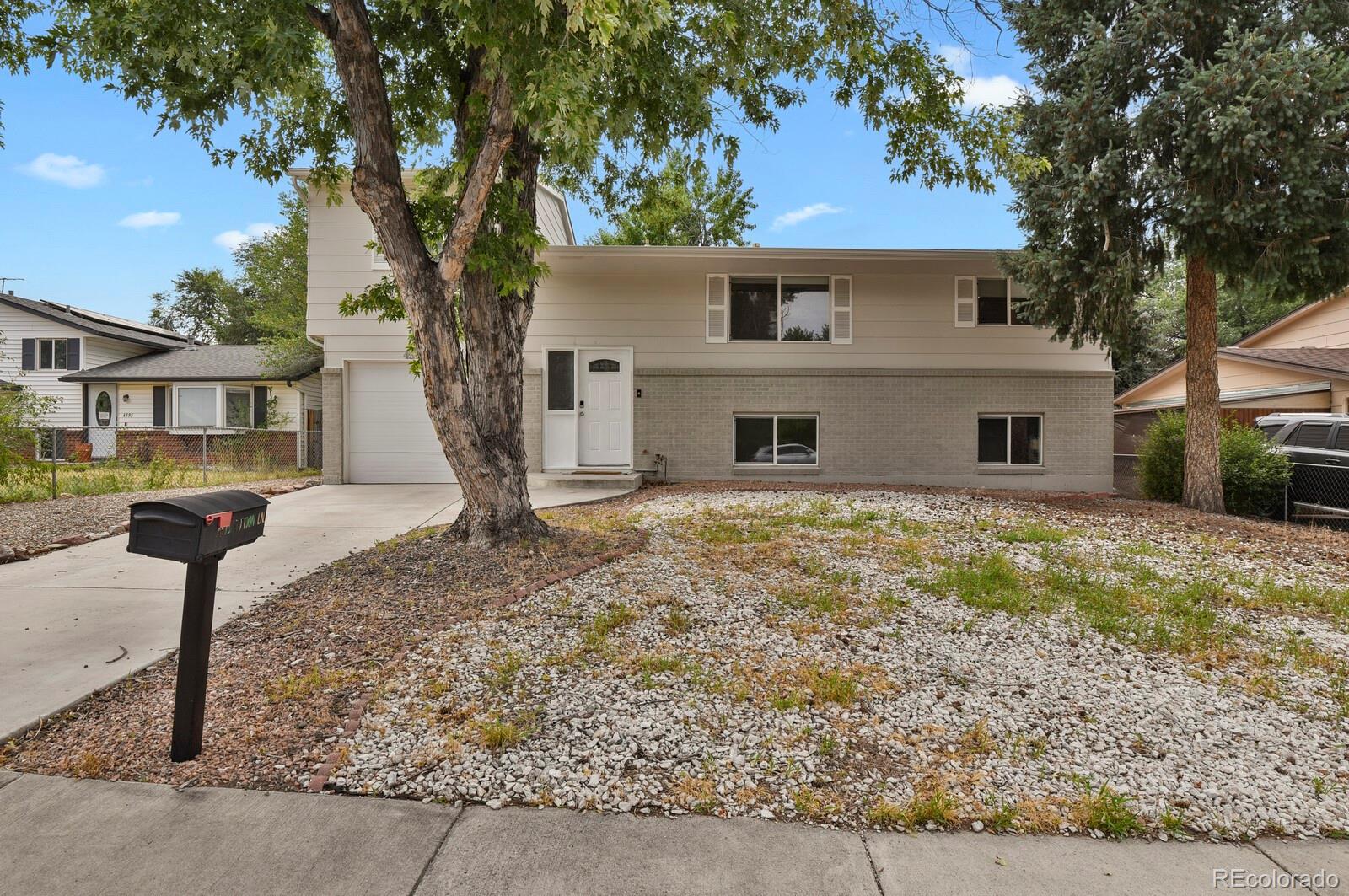 4575 London Lane